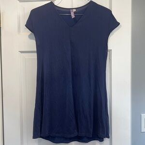 Alya dress size XS. Navy blue color , knee length